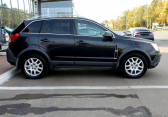 Подержанный автомобиль Opel Antara 2008 года (7 фото)