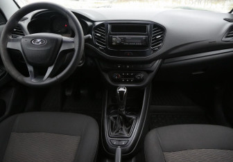 Подержанный автомобиль LADA (ВАЗ) Vesta Sedan 2016 года (12 фото)