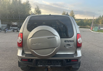 Подержанный автомобиль Chevrolet Niva 2012 года (6 фото)