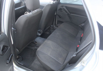 Подержанный автомобиль LADA (ВАЗ) Granta Sedan 2012 года (12 фото)