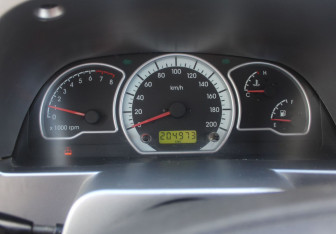 Подержанный автомобиль Daewoo Nexia Sedan 2010 года (16 фото)