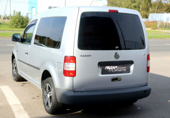 Подержанный автомобиль Volkswagen Caddy Compactvan 2007 года (4 фото)