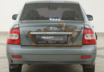 Подержанный автомобиль LADA (ВАЗ) Priora Sedan 2011 года (3 фото)