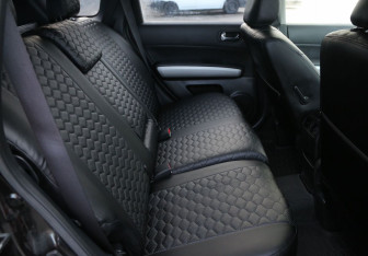 Подержанный автомобиль Nissan X-Trail 2013 года (11 фото)