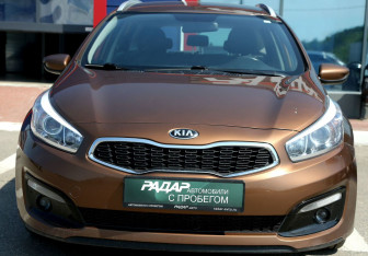 Подержанный автомобиль Kia Ceed Wagon 2017 года (2 фото)