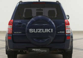Подержанный автомобиль Suzuki Grand Vitara 2007 года (3 фото)