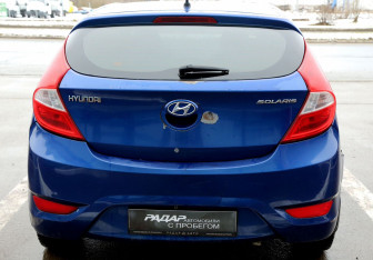 Подержанный автомобиль Hyundai Solaris Hatchback 2011 года (5 фото)