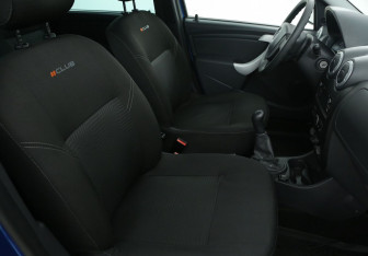 Подержанный автомобиль LADA (ВАЗ) Largus Wagon 2020 года (10 фото)