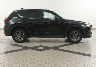 Подержанный автомобиль Mazda CX-5 2018 года (5 фото)