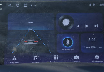 Подержанный автомобиль Renault Megane Sedan 2005 года (15 фото)