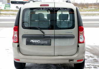 Подержанный автомобиль LADA (ВАЗ) Largus Wagon 2014 года (5 фото)