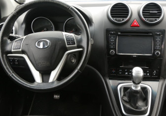 Подержанный автомобиль Great Wall Hover H6 2015 года (14 фото)