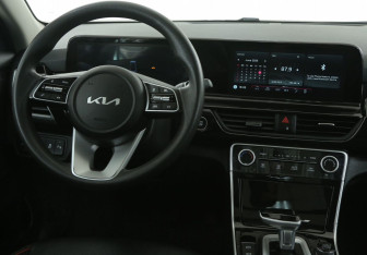 Подержанный автомобиль Kia Seltos 2024 года (26 фото)