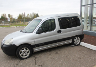 Подержанный автомобиль Citroen Berlingo 2008 года (4 фото)