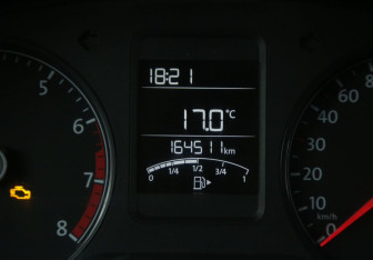 Подержанный автомобиль Volkswagen Polo Sedan 2016 года (18 фото)