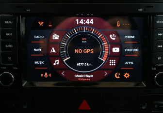 Подержанный автомобиль Volkswagen Touareg 2007 года (15 фото)