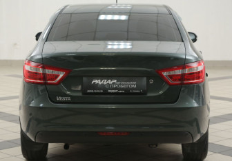 Подержанный автомобиль LADA (ВАЗ) Vesta Sedan 2017 года (3 фото)