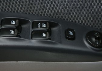 Подержанный автомобиль Kia Picanto 2006 года (17 фото)