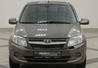 Подержанный автомобиль LADA (ВАЗ) Granta Sedan 2014 года (6 фото)