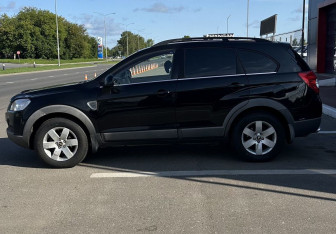 Подержанный автомобиль Chevrolet Captiva 2008 года (7 фото)