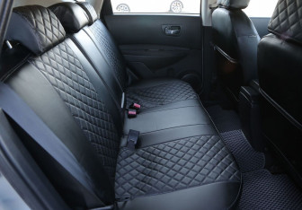 Подержанный автомобиль Nissan Qashqai 2007 года (11 фото)