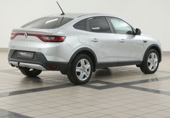 Подержанный автомобиль Renault Arkana 2020 года (4 фото)