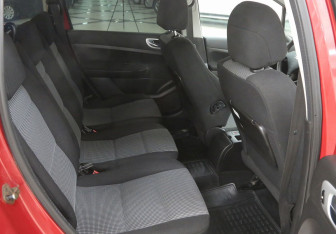 Подержанный автомобиль Peugeot 307 Wagon 2006 года (6 фото)