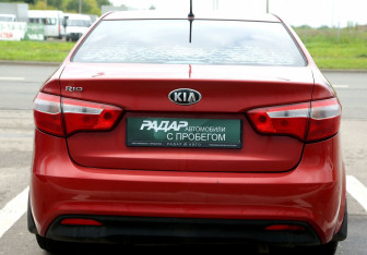 Подержанный автомобиль Kia Rio Sedan 2014 года (5 фото)