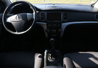 Подержанный автомобиль SsangYong Actyon 2011 года (12 фото)