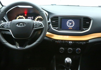 Подержанный автомобиль LADA (ВАЗ) Vesta Sedan 2023 года (8 фото)