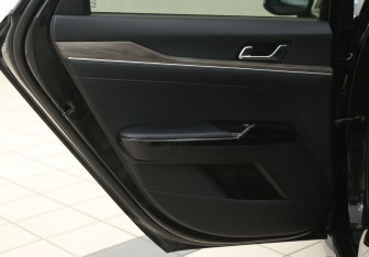 Подержанный автомобиль Kia K5 2020 года (20 фото)