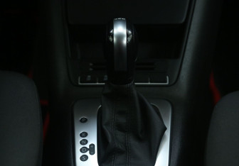 Подержанный автомобиль Volkswagen Tiguan 2014 года (13 фото)