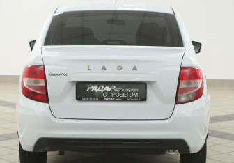 Подержанный автомобиль LADA (ВАЗ) Granta Sedan 2023 года (3 фото)
