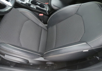 Подержанный автомобиль Kia Ceed Hatchback 2018 года (32 фото)