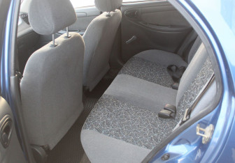 Подержанный автомобиль Chevrolet Lanos 2007 года (13 фото)