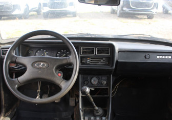 Подержанный автомобиль LADA (ВАЗ) 2107 2006 года (14 фото)