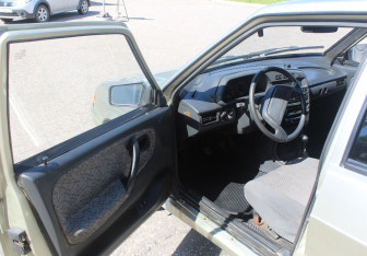 Подержанный автомобиль LADA (ВАЗ) 2115 2006 года (9 фото)