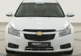 Подержанный автомобиль Chevrolet Cruze Sedan 2012 года (6 фото)
