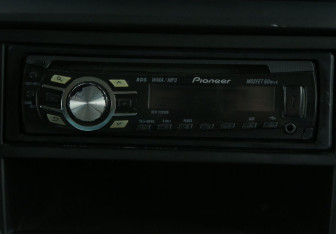 Подержанный автомобиль Skoda Fabia Hatchback 2011 года (13 фото)