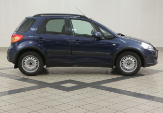 Подержанный автомобиль Suzuki SX4 Hatchback 2007 года (5 фото)