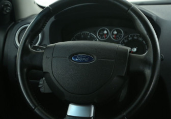 Подержанный автомобиль Ford Fusion 2007 года (16 фото)