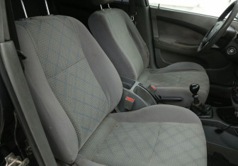 Подержанный автомобиль Chevrolet Lacetti Wagon 2010 года (10 фото)