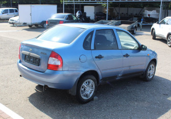 Подержанный автомобиль LADA (ВАЗ) Kalina Sedan 2007 года (7 фото)