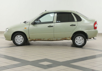 Подержанный автомобиль LADA (ВАЗ) Kalina Sedan 2006 года (7 фото)