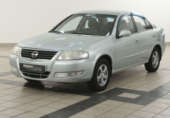 Подержанный автомобиль Nissan Almera Classic 2006 года (8 фото)