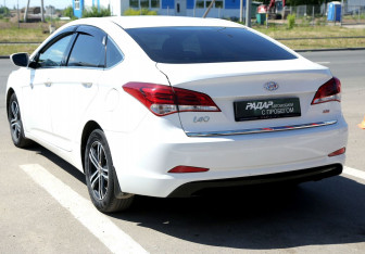 Подержанный автомобиль Hyundai i40 Sedan 2015 года (4 фото)