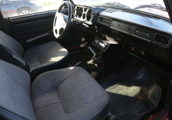 Подержанный автомобиль LADA (ВАЗ) 2105 1990 года (9 фото)