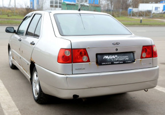 Подержанный автомобиль Chery Amulet (A15) 2007 года (4 фото)