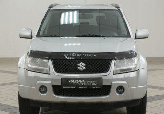 Подержанный автомобиль Suzuki Grand Vitara 2006 года (6 фото)