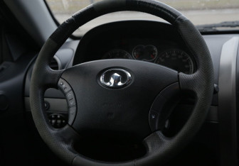 Подержанный автомобиль Great Wall Hover H5 2012 года (16 фото)